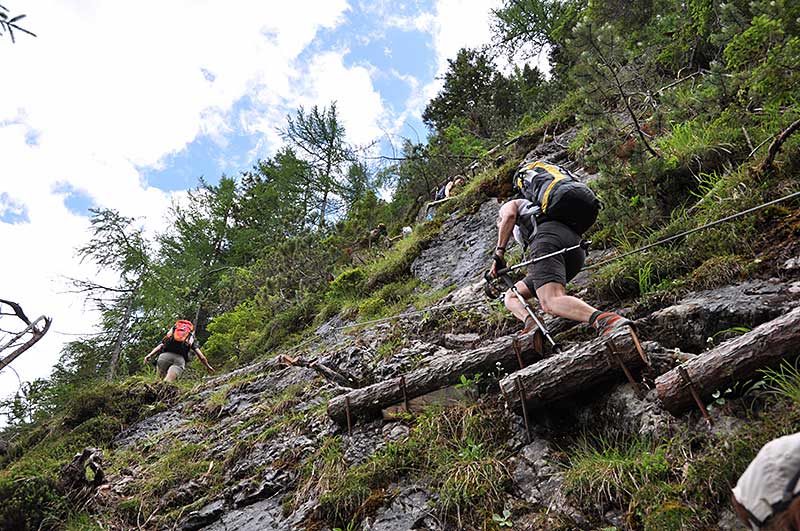 Nikolsdorf - Hochstadelhütte ("Leiternsteig")